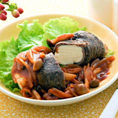 豆腐の肉巻きステーキきのこソース
